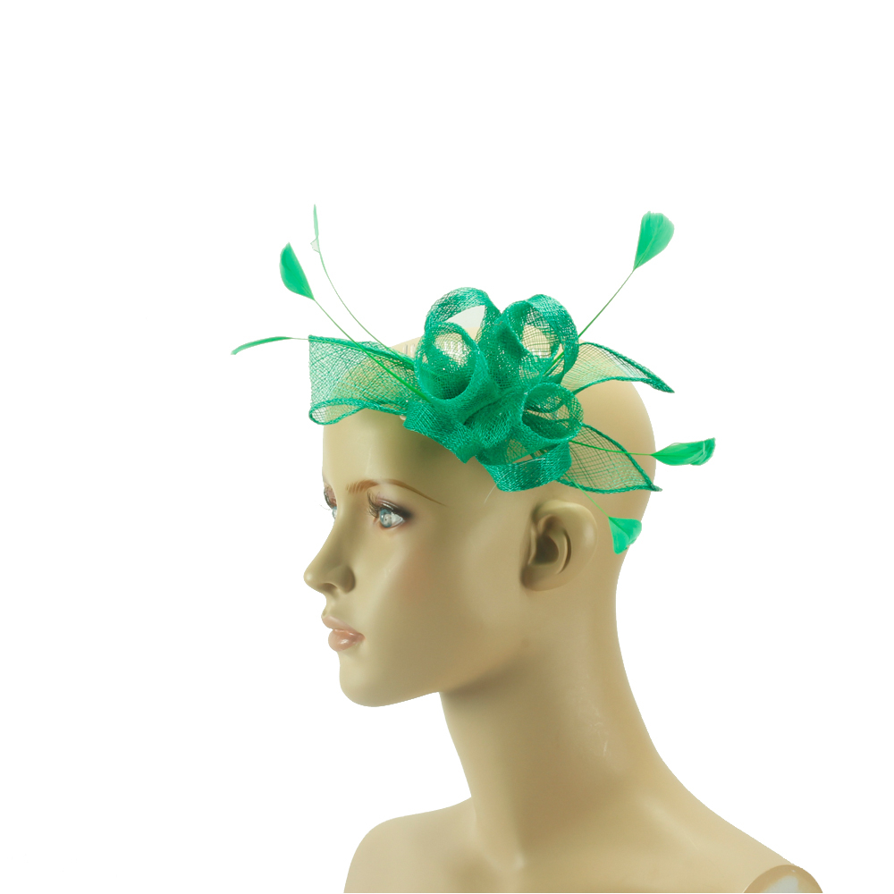 Fascinator - grün mit Federn