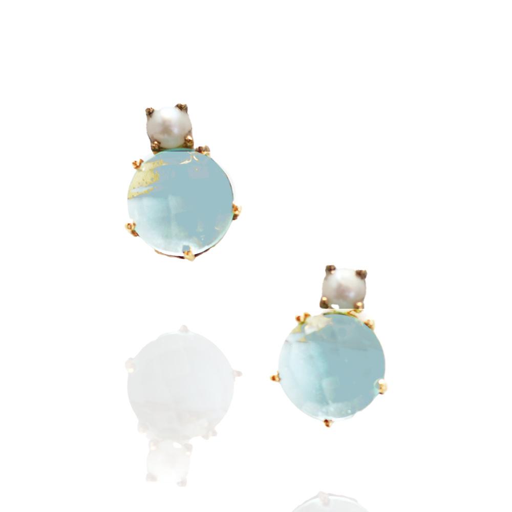 Hauch von Himmel – Ohrringe mit facettiertem Aqua Chalcedon und Perlen