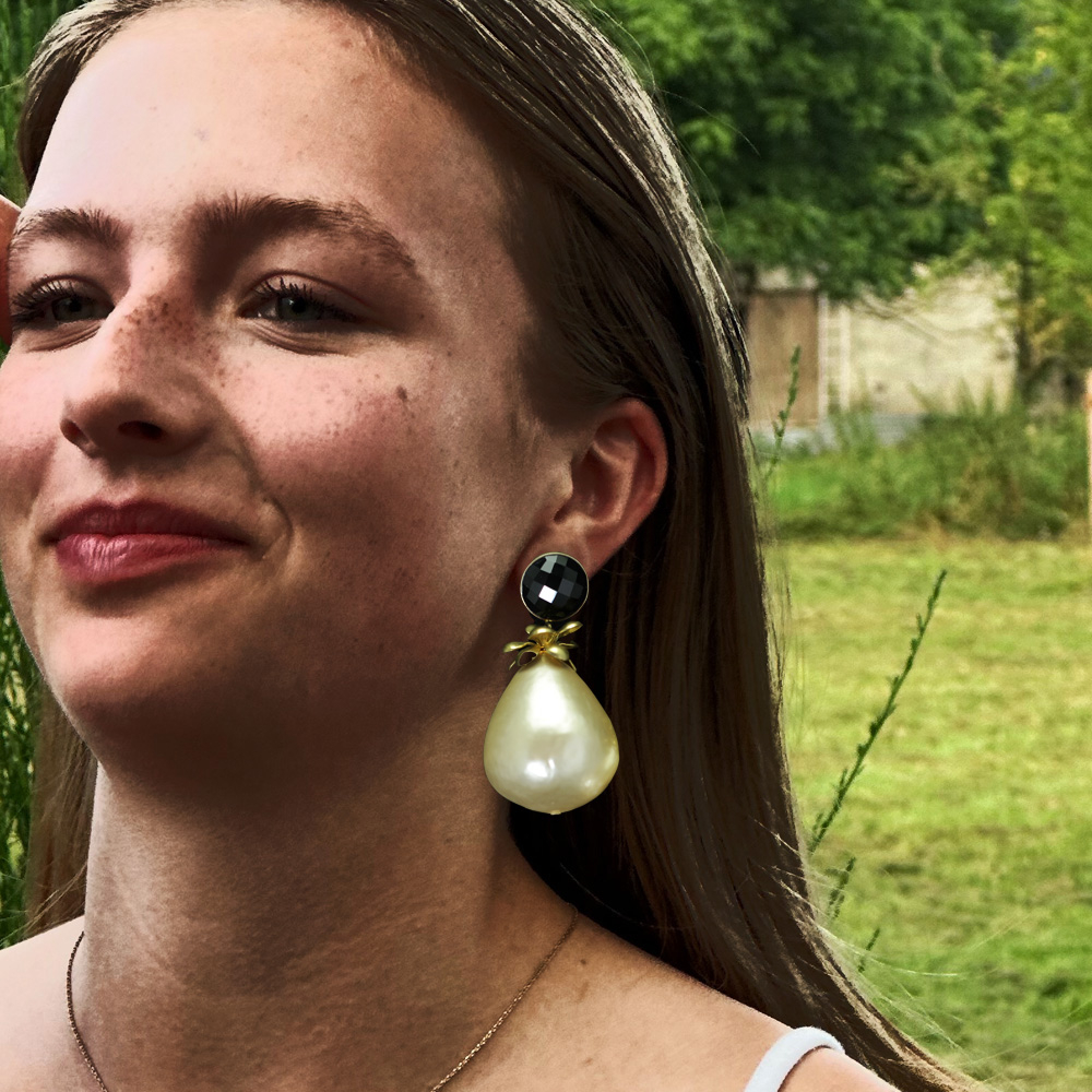 Onyx und Papermaché - Eine sanfte Symbiose von Eleganz und Leichtigkeit