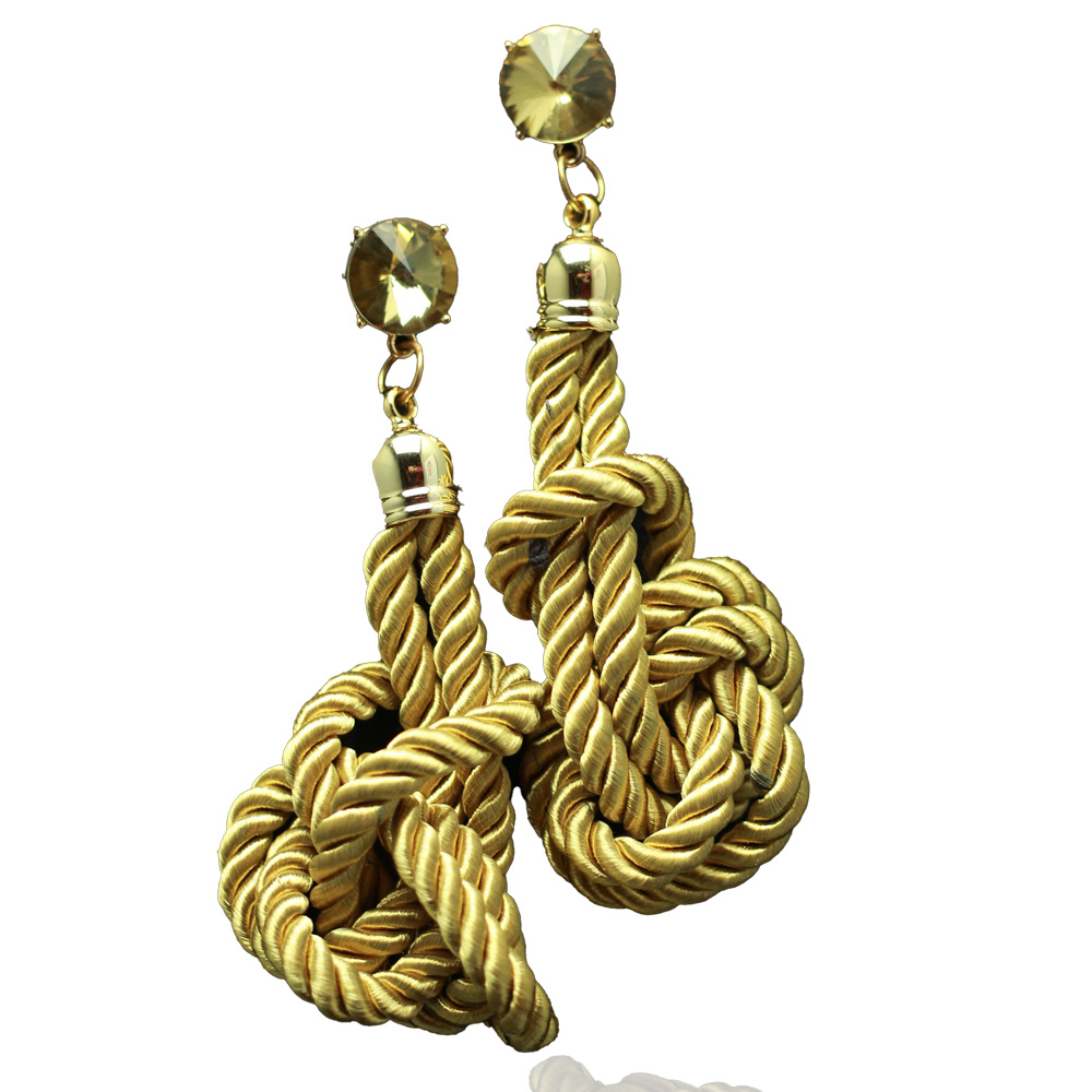 Kunstvollen Knoten – Schmuck, der Geschichten erzählt