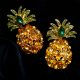 Tropisches Funkeln: Exklusive Ananas-Ohrringe mit Kristallen