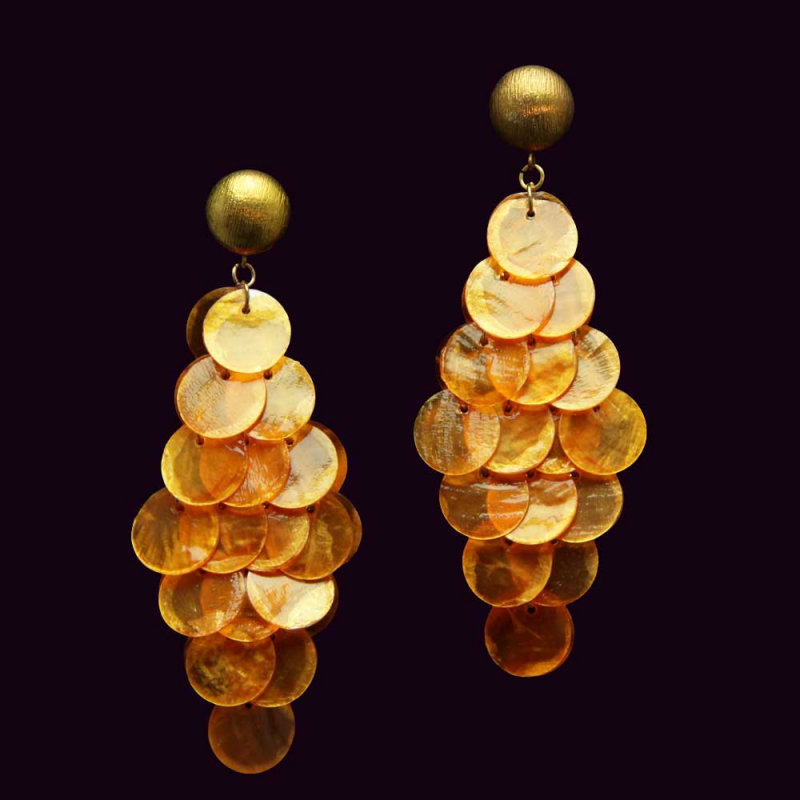 Statement Ohrhänger mit Perlmuttplättchen Orange