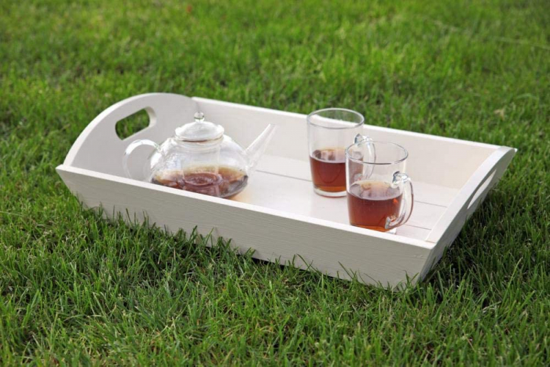 Tablett aus Holz in weiß