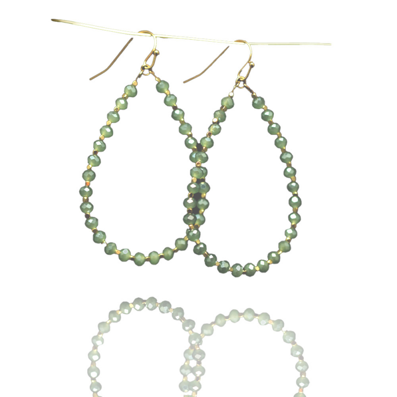 Zarte Tropfen-Ohrringe