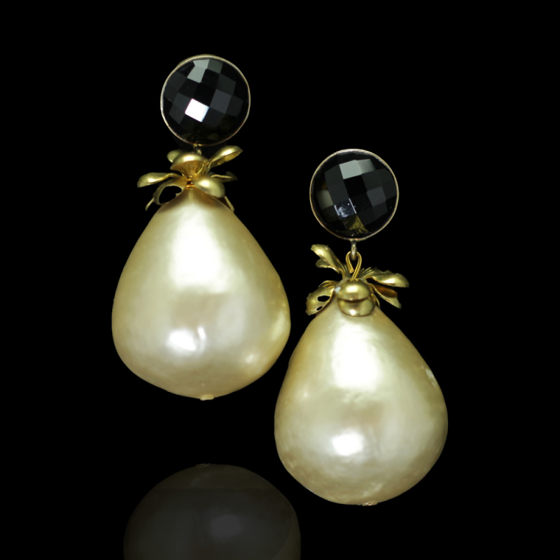 Onyx und Papermaché - Eine sanfte Symbiose von Eleganz und Leichtigkeit