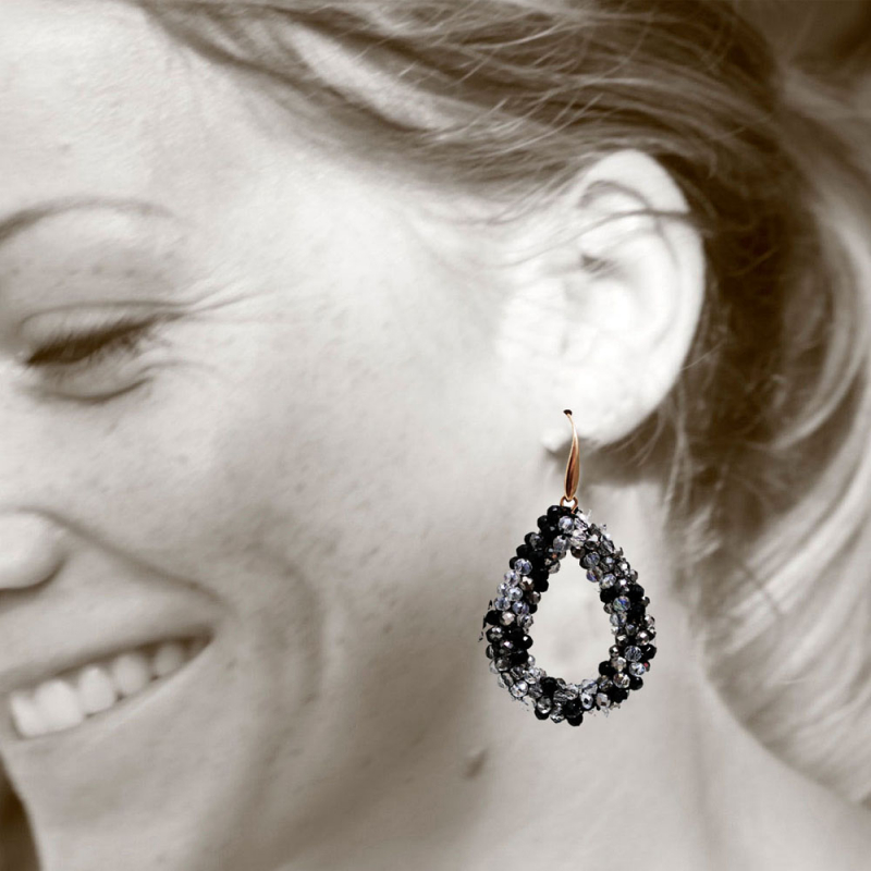 Glitzerohrring in schwarz-grau