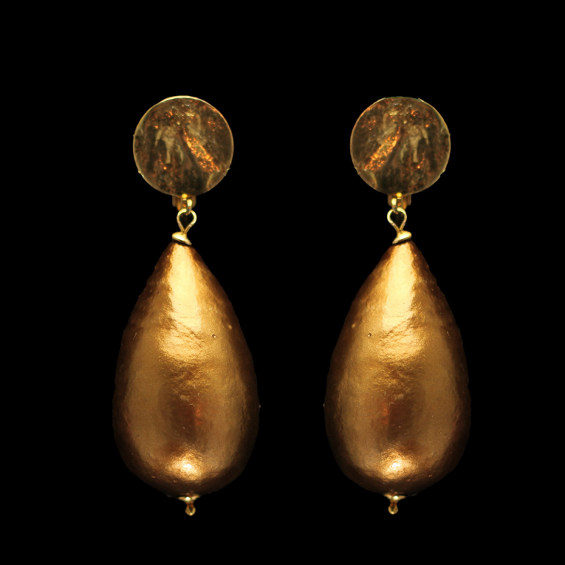 Goldene Tropfen der Eleganz